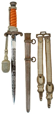 Lot 54 - A RARE THIRD REICH DELUXE BLADED ARMY OFFICER'S DAGGER