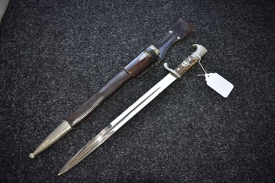 Lot 68 - A THIRD REICH POLICE DRESS BAYONET