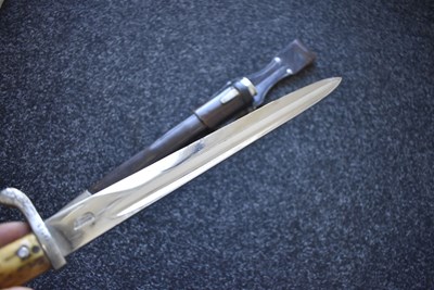 Lot 68 - A THIRD REICH POLICE DRESS BAYONET