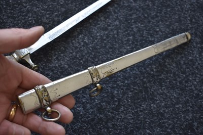 Lot 88 - A YUGOSLAVIAN GOVERNMENT OR POLICE OFFICIAL'S DAGGER