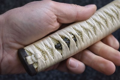 Lot 21 - A WAKIZASHI