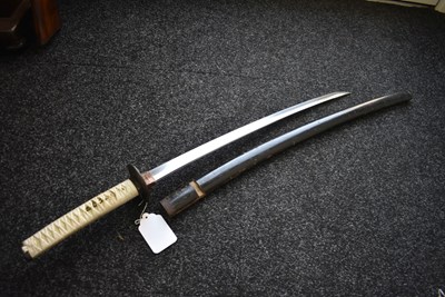Lot 21 - A WAKIZASHI