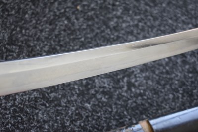 Lot 21 - A WAKIZASHI