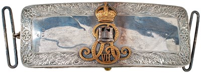 Lot 684 - AN EARLY 20TH CENTURY OFFICER'S SHOULDER BELT POUCH OF THE ROYAL INNISKILLING FUSILIERS