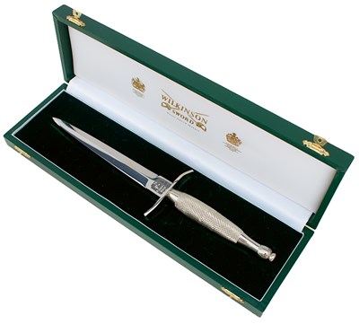 Lot 603 - A GOOD CASED FAIRBAIRN SYKES COMMEMORATIVE 1ST PATTERN COMMANDO DAGGER