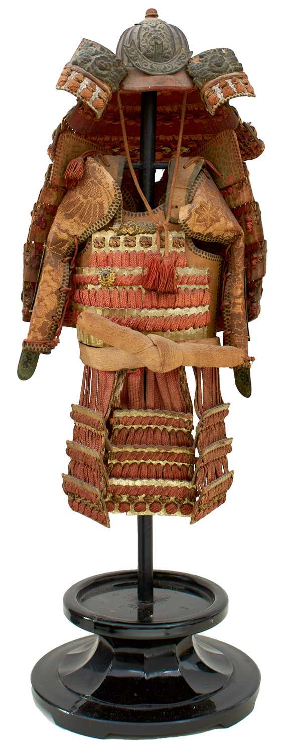 Lot 21 - A JAPANESE MINIATURE SAMURAI ARMOUR