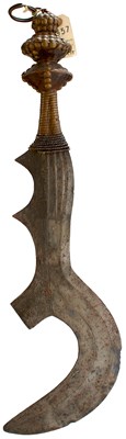 Lot 73 - A CONGOLESE NGALA EXECUTIONER'S SWORD OR KNIFE