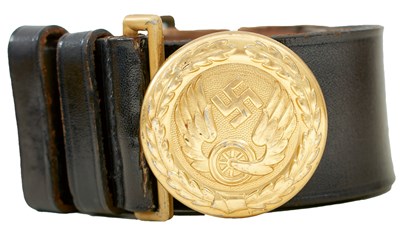 Lot 846 - A RARE THIRD REICH RAILWAY OFFICER'S BELT AND BUCKLE