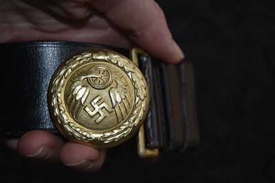 Lot 846 - A RARE THIRD REICH RAILWAY OFFICER'S BELT AND BUCKLE