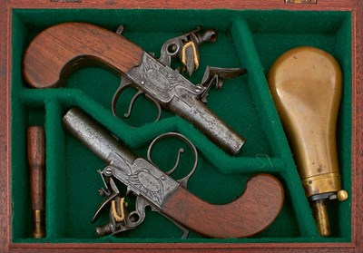 Lot 371 - A CASED PAIR OF 56-BORE FLINTLOCK BOXLOCK POCKET PISTOLS