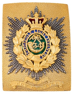 Lot 661 - INDIAN ARMY: A 34TH LIGHT INFANTRY (CHICACOLE) OFFICER'S SHOULDER BELT PLATE