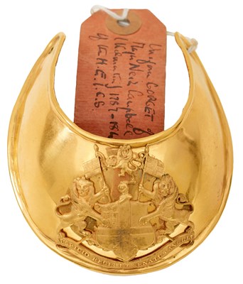 Lot 655 - A GEORGIAN HONOURABLE EAST INDIA COMPANY OFFICER'S GORGET