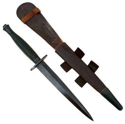 Lot 595 - A THIRD PATTERN FAIRBAIRN-SYKES COMMANDO KNIFE OR DAGGER
