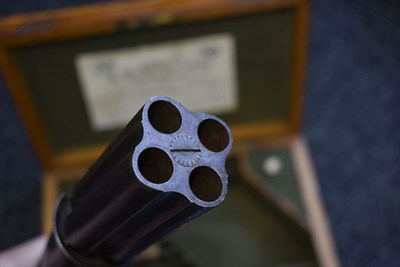 Lot 351 - A SCARCE 54-BORE FOUR-BARRELLED PERCUSSION PEPPERBOX REVOLVER BY REILLY