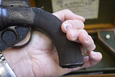 Lot 351 - A SCARCE 54-BORE FOUR-BARRELLED PERCUSSION PEPPERBOX REVOLVER BY REILLY