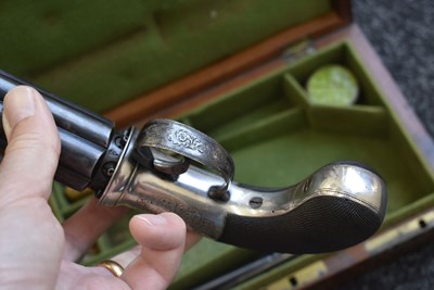 Lot 350 - A GOOD CASED 58-BORE SIX-SHOT PERCUSSION PEPPERBOX REVOLVER BY DOOLEY