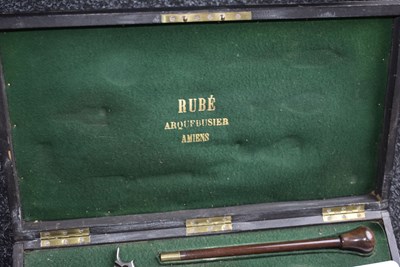 Lot 334 - A CASED PAIR OF 54-BORE FRENCH PERCUSSION BOXLOCK RIFLED POCKET PISTOLS