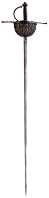 Lot 227 - A 17TH CENTURY SPANISH CUP HILT RAPIER