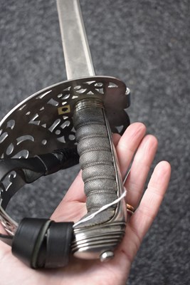 Lot 151 - AN 1821 PATTERN HEAVY CAVALRY OFFICER'S SWORD
