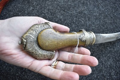 Lot 70 - A 19TH CENTURY MOROCCAN KOUMMYA OR JAMBIYA