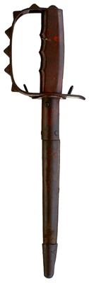 Lot 718 - AN ANTIQUE FIRST WORLD WAR AMERICAN TRENCH KNIFE