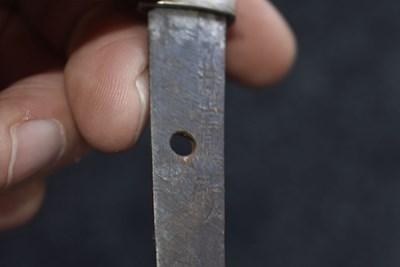Lot 1 - A TANTO