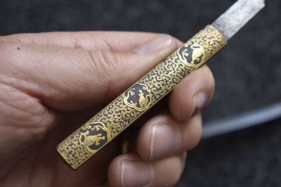 Lot 1 - A TANTO