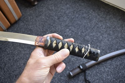Lot 15 - AN AIKUCHI