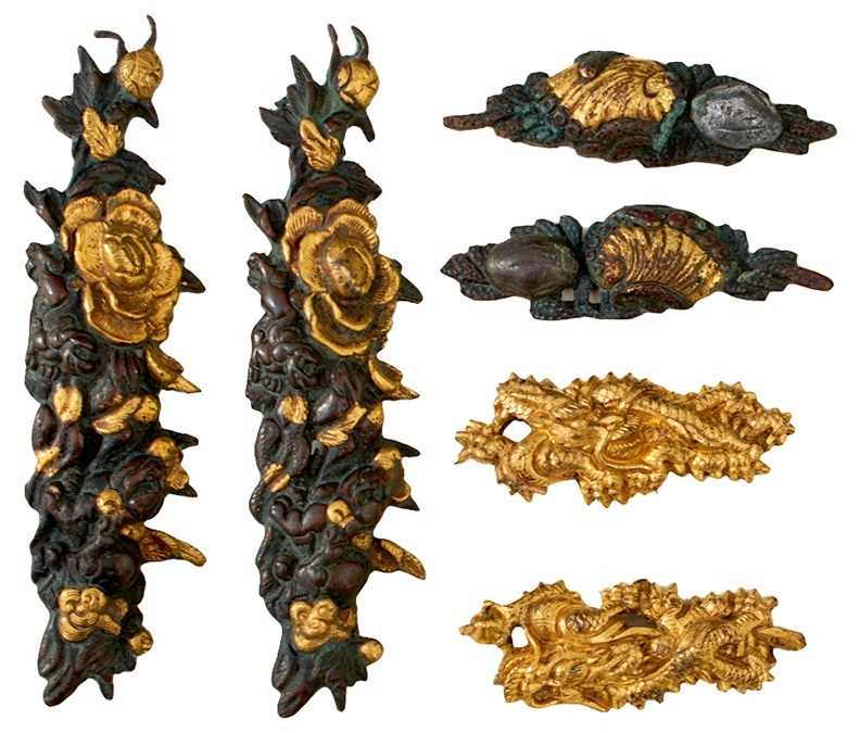 Lot 41 - FIVE VARIOUS PAIRS OF SOFT METAL MENUKI