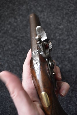Lot 317 - A 32-BORE FLINTLOCK TRAVELLING PISTOL BY SMITH