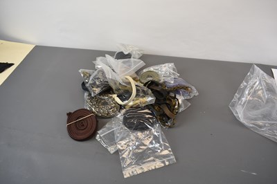 Lot 24 - A COLLECTION OF SAGEO