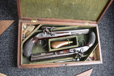 Lot 310 - A CASED PAIR OF 25-BORE IRISH FLINTLOCK DUELLING PISTOLS BY THOMAS FOWLER OF DUBLIN
