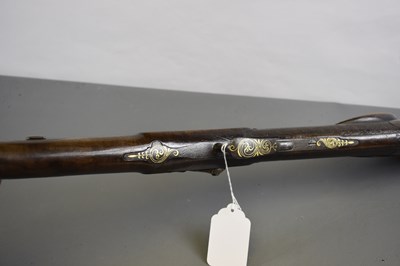 Lot 161 - A FINE .650 CALIBRE PERCUSSION OTTOMAN RIFLE WITH GOLD KOFTGARI AND DAMASCUS MOUNTS
