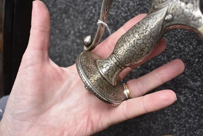 Lot 63 - A FINE 19TH CENTURY INDIAN KHANDA OR SWORD