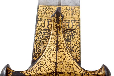 Lot 62 - A FINE 19TH CENTURY GOLD DECORATED INDIAN TULWAR