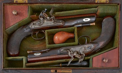Lot 330 - A CASED PAIR OF 20-BORE FLINTLOCK COACHING OR OFFICER'S PISTOLS BY SOUTHALL