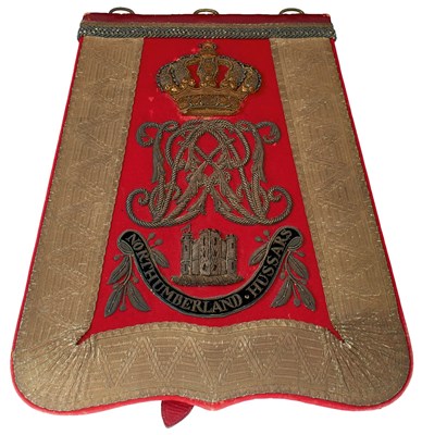 Lot 682 - A VICTORIAN NORTHUMBERLAND HUSSARS FULL DRESS SABRETACHE