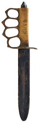 Lot 715 - AN ANTIQUE FIRST WAR PERIOD PRESENTATION AMERICAN TRENCH KNIFE