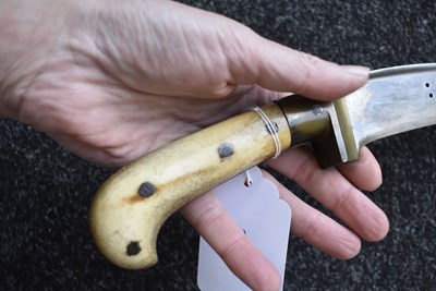 Lot 40 - A 19TH CENTURY IND0-PERSIAN PESHKABZ OR DAGGER