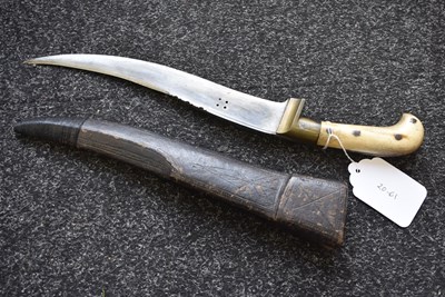 Lot 40 - A 19TH CENTURY IND0-PERSIAN PESHKABZ OR DAGGER