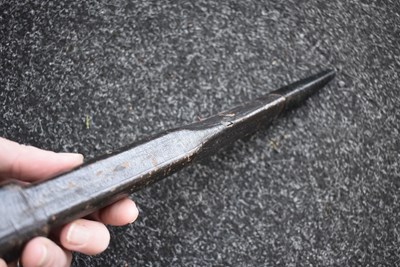 Lot 40 - A 19TH CENTURY IND0-PERSIAN PESHKABZ OR DAGGER