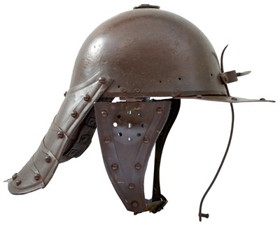 Lot 283 - A GOOD COPY OF AN ENGLISH CIVIL WAR PERIOD LOBSTER TAILED HELMET