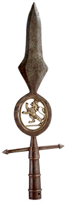 Lot 287 - AN 18TH CENTURY OFFICER'S SPONTOON HEAD