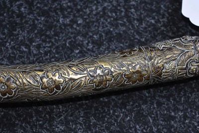 Lot 61 - A LATE 18TH CENTURY LUANG PRABANG HOWDAH SWORD