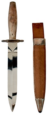 Lot 169 - OF BOER WAR INTEREST - A VICTORIAN HALLMARKED SILVER BOWIE OR FIGHTING KNIFE BY THORNHILL