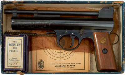 Lot 123 - AN ANTIQUE BOXED .177 CALIBRE WEBLEY AIR PISTOL MARK I