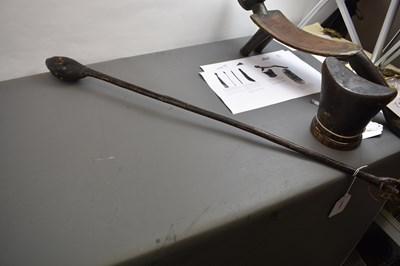 Lot 118 - A TRIBAL LONG CLUB