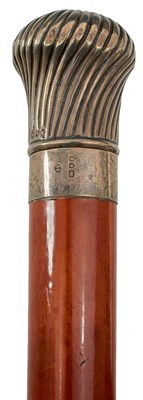 Lot 857 - A LATE VICTORIAN WALKING STICK INCORPORATING A HORSE MEASURE
