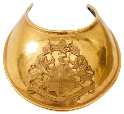 Lot 704 - A GEORGIAN HONOURABLE EAST INDIA COMPANY OFFICER'S GORGET