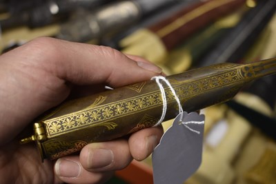 Lot 77 - A 20TH CENTURY GOLD KOFTGARI DOUBLE DAGGER